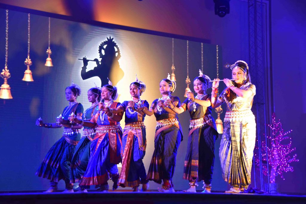 Delhi- S​hri ​K​rishna ​J​anmashtmi at Om Shanti Retreat Centre - ​Film Actress Gr​a​cy Singh and her Group Perform